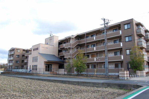 いい物件を探していた。