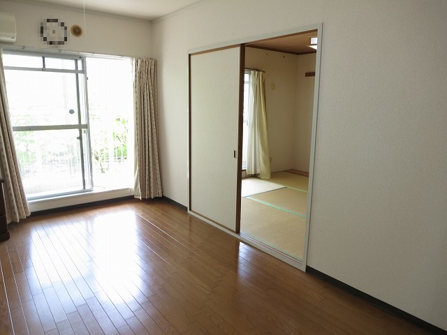 子育て環境により。