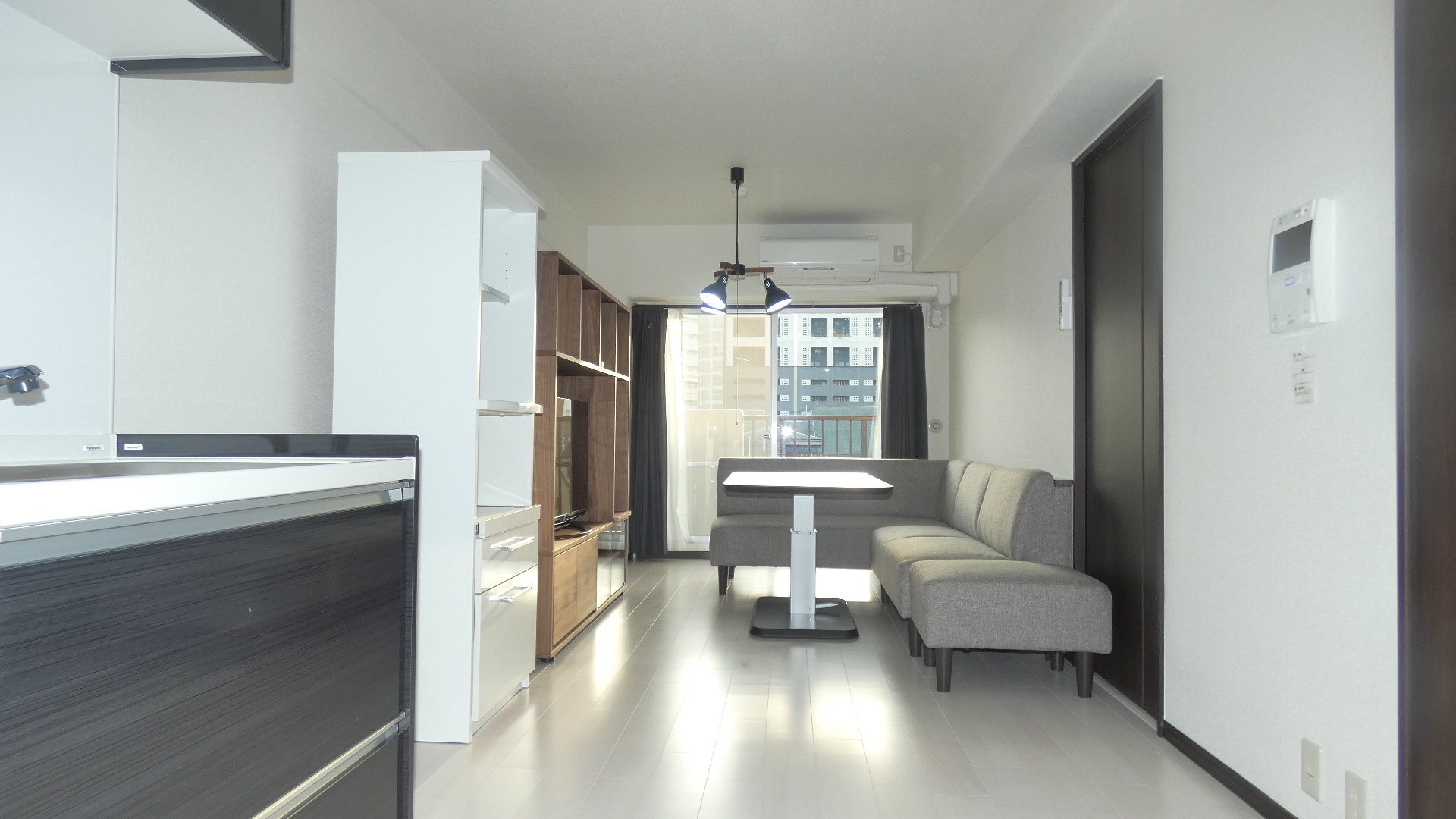 新築マンションの様な住みやすい空間に生まれ変わりました。