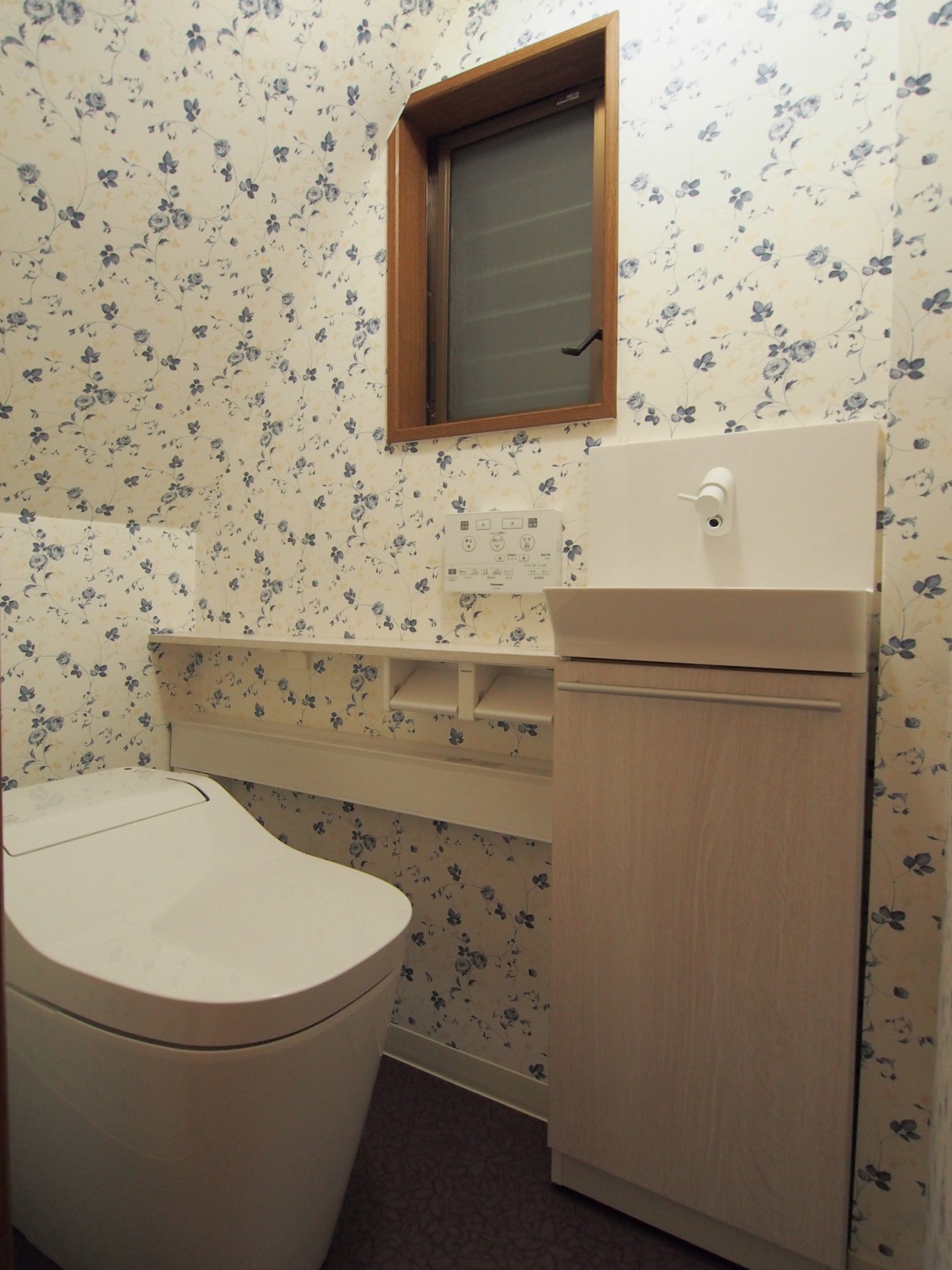 こだわりのあるクロスで華やかさを演出。