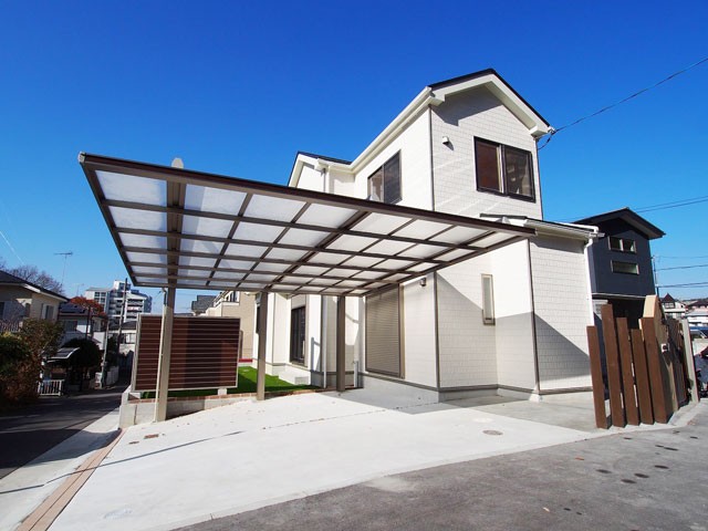 セミクローズ外構