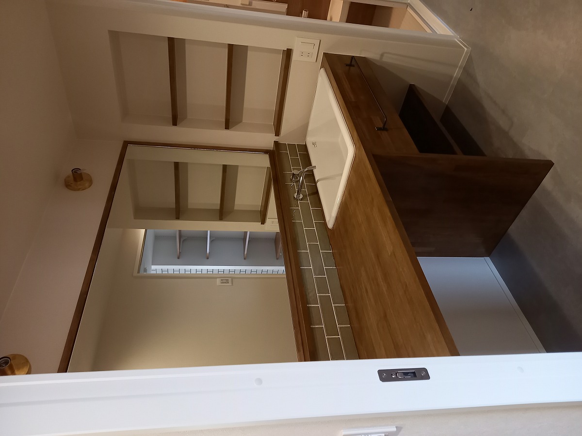 細部までこだわった造作洗面