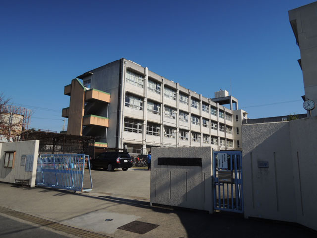 長尾中学校の不動産の購入なら センチュリー21 フロンティア不動産販売