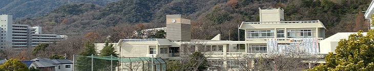 逆瀬台小学校