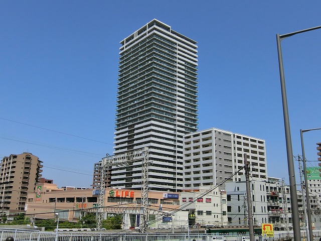 老後の生活の為、ワンフロア―のマンションを探した。