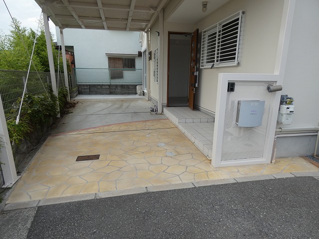 ちょっとした間取り変更！
外構もオシャレに。