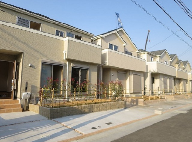 2人目の子供が産まれ、2丁目が建つのを待っていた