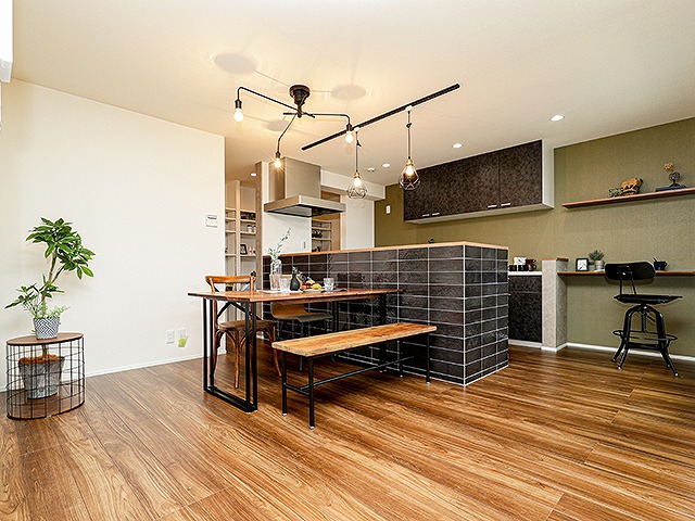 現在の家賃が高い