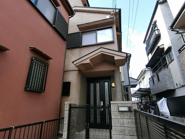 今のマンションが狭いため