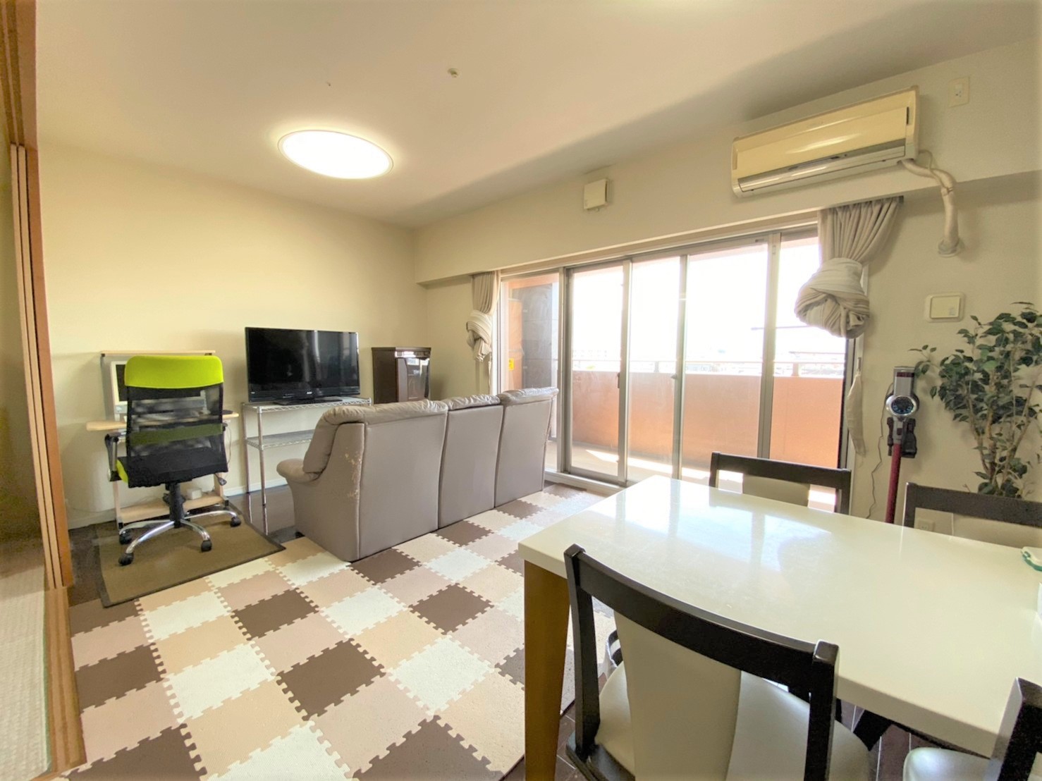 部屋を持て余していた為