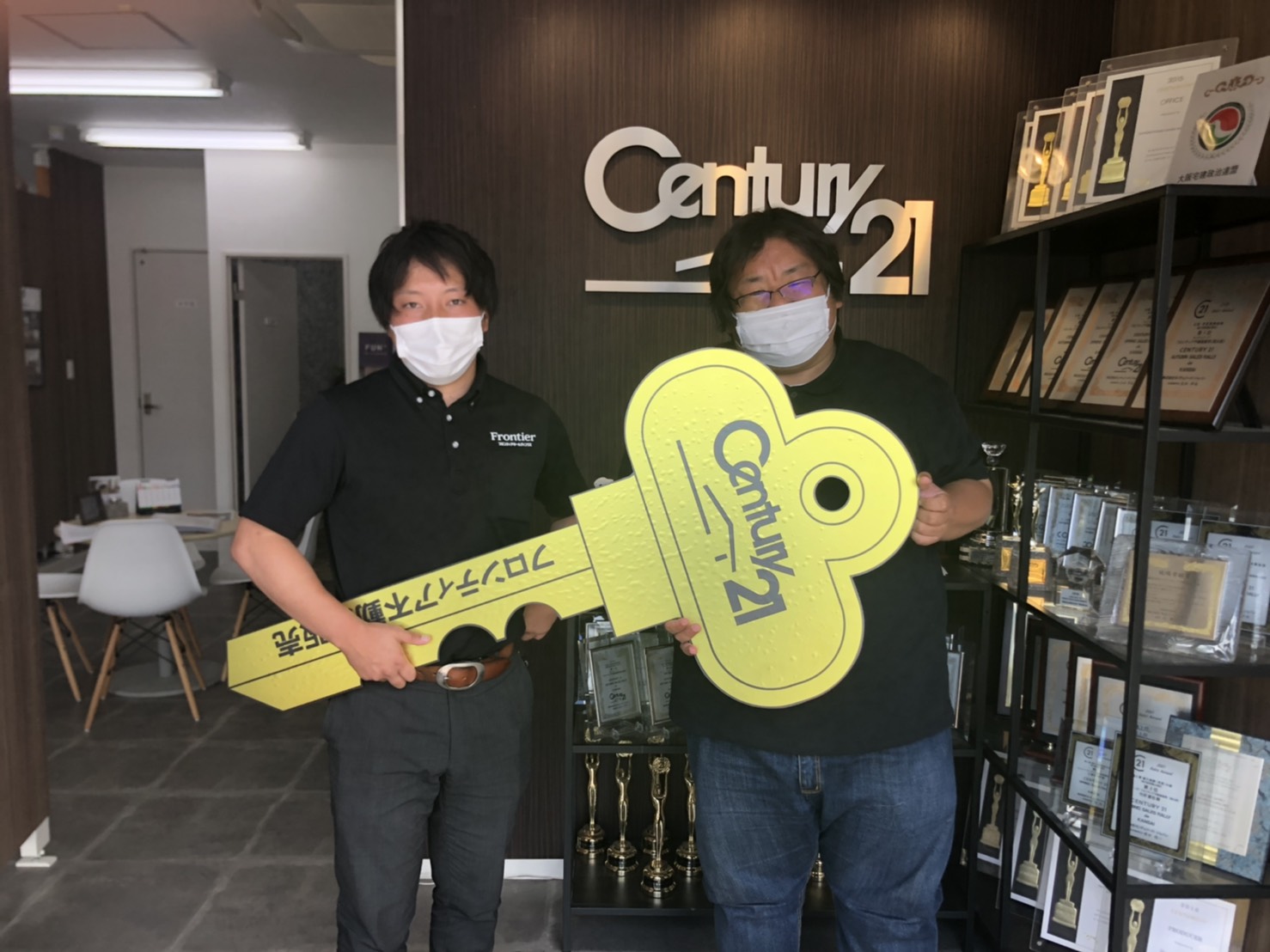 前の家を倉庫に建て替えるための住み替え