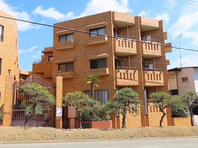 賃貸で支払う家賃（＋数万円）で中古マンションを購入できればと思ったのがきっかけ