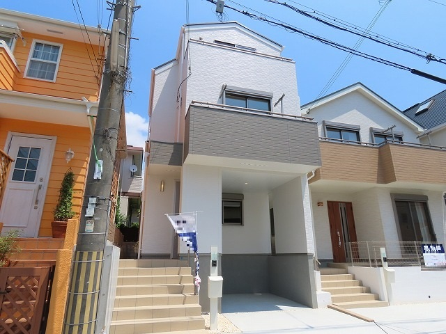 現居住地の退去に伴い