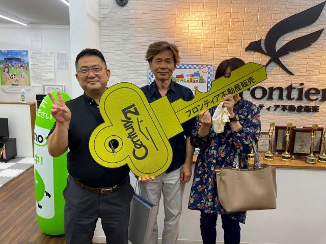 現在住んでいる所が手狭な為。