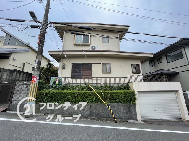 第一子が誕生し、子育てしやすい場所に住みたいと考えたため