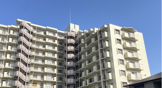 実家の近くを探していた