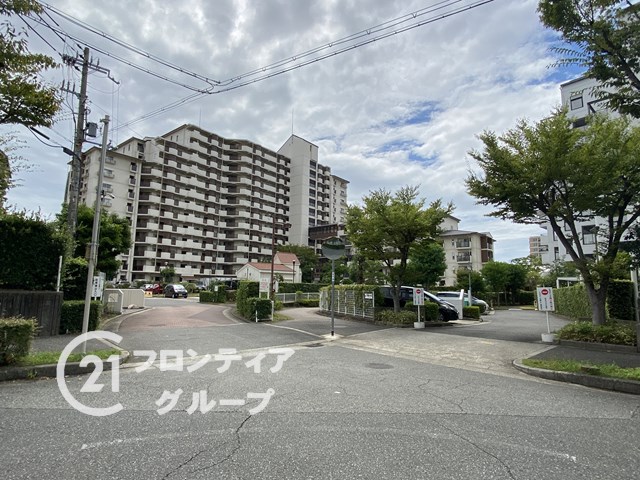 現在の家が狭くなったため