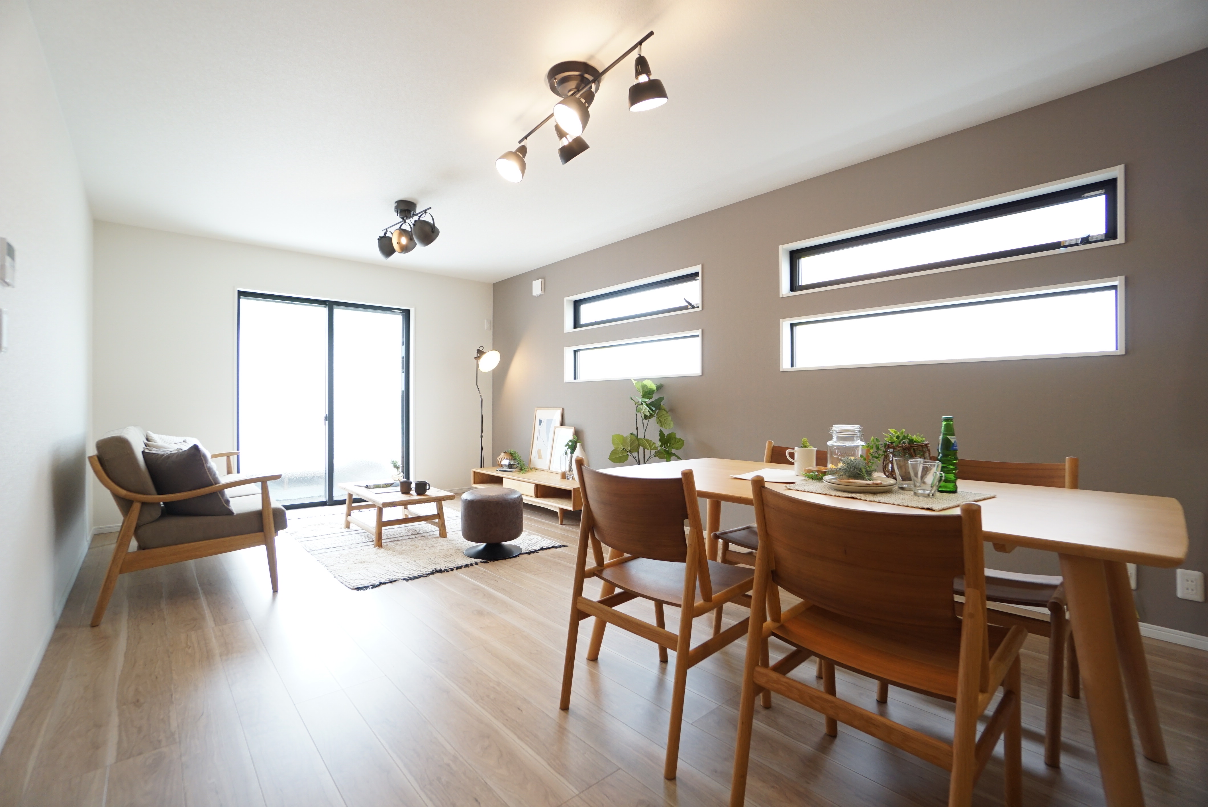 今の家が手狭になったため