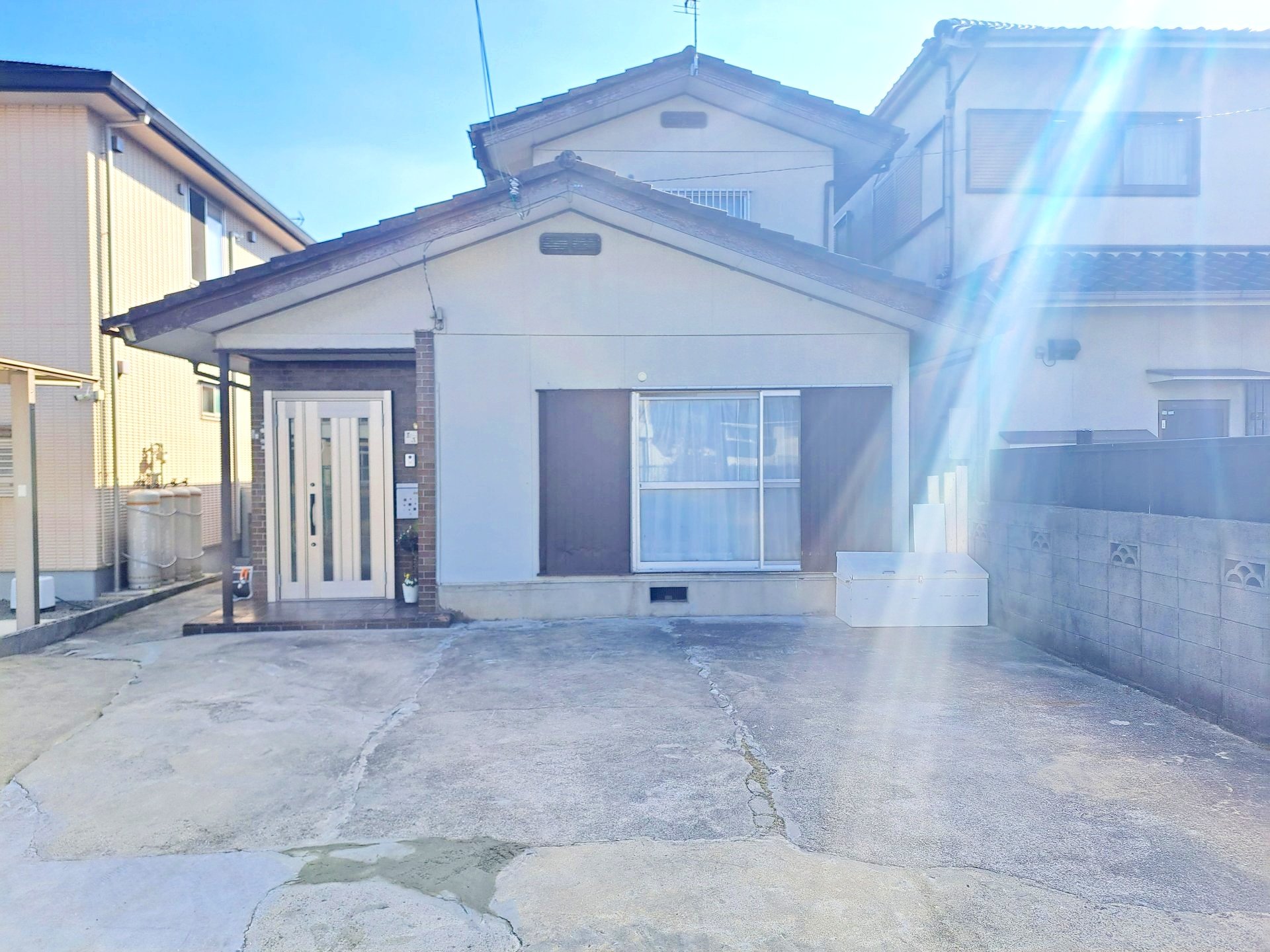 親との別居を考えて