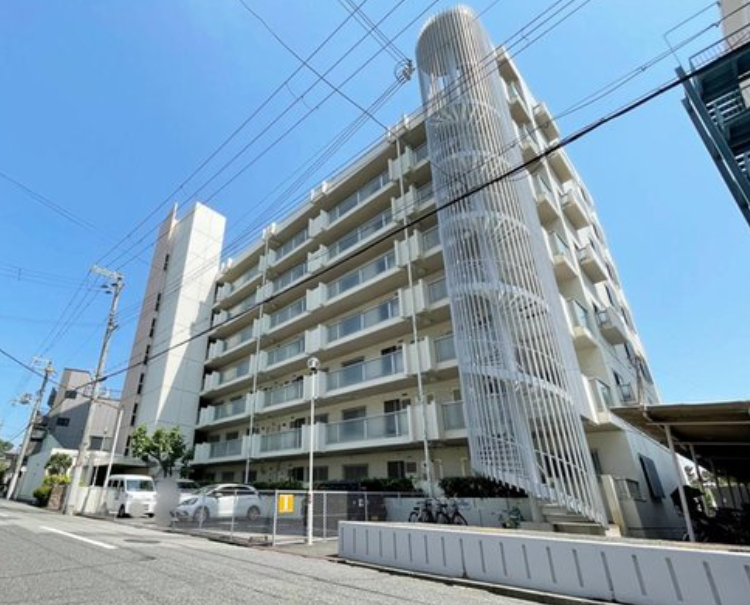 関東の方に引っ越すため