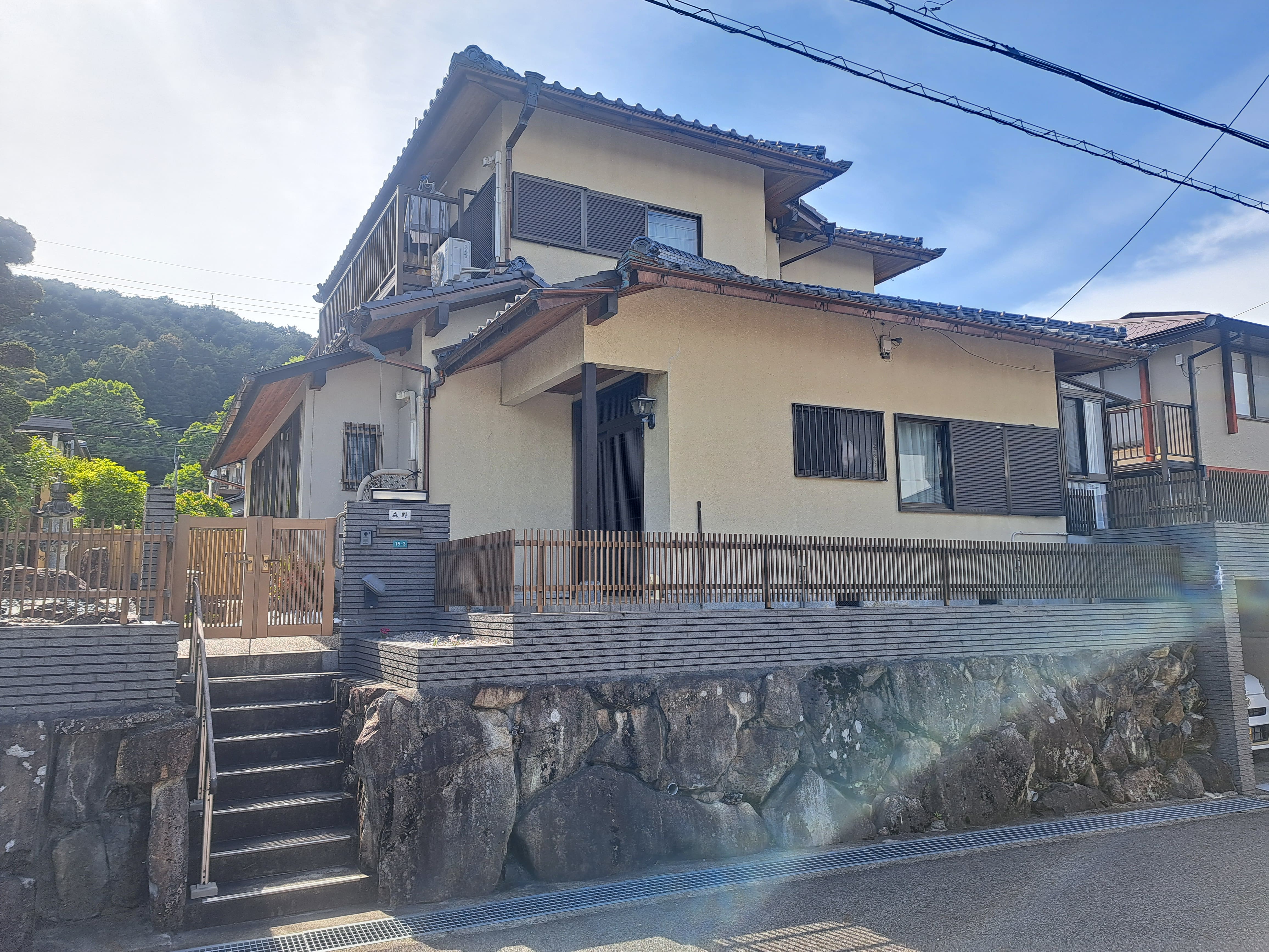 故郷に戻り、親子と平穏に暮らしたい