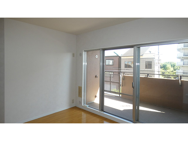 キッチンを広げ、使いやすいLDKに