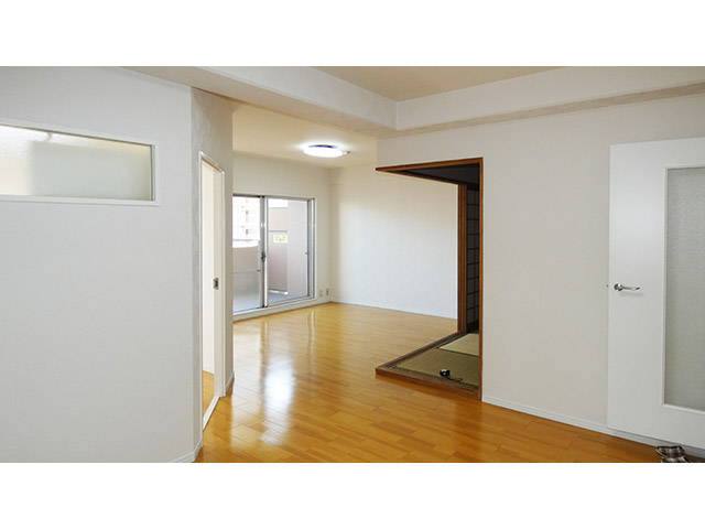 キッチンを広げ、使いやすいLDKに