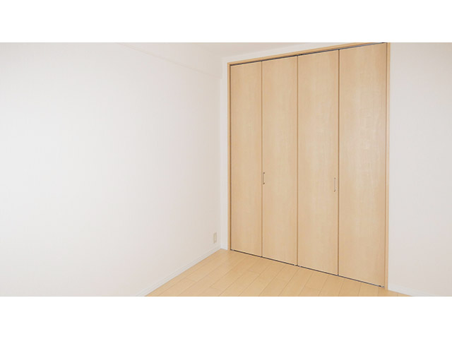 キッチンを広げ、使いやすいLDKに