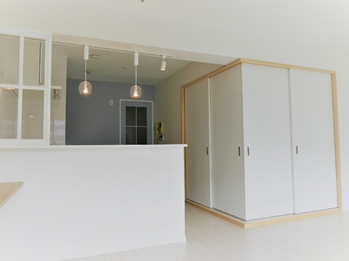 爽やかなブルーが印象的なお部屋