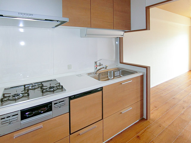 30,000冊以上の本をきれいに収納できる趣味のスペースがある家