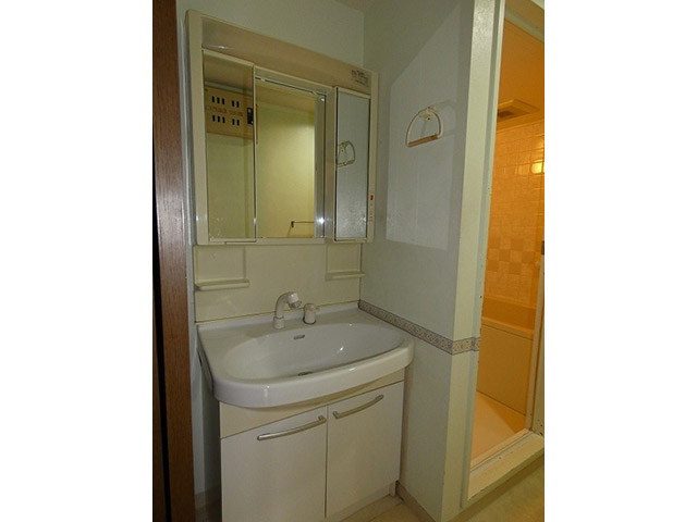 白を基調とした、シンプルエレガントなリフォーム