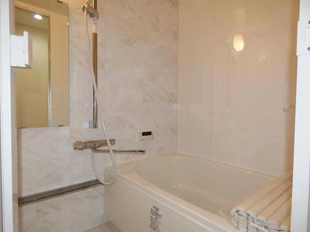 白を基調とした、シンプルエレガントなリフォーム