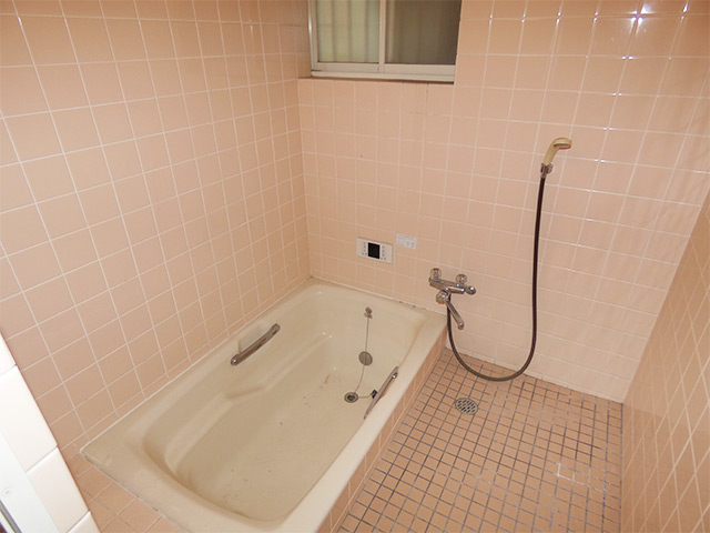 お料理が楽しくなるマンゴーイエローのキッチン