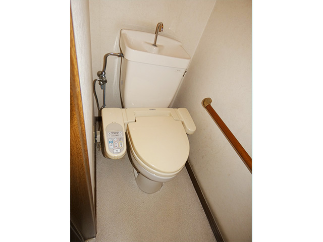 お料理が楽しくなるマンゴーイエローのキッチン