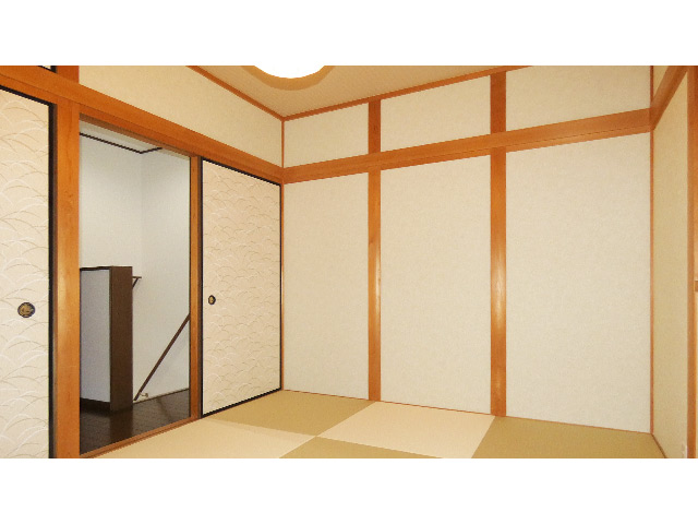 お料理が楽しくなるマンゴーイエローのキッチン