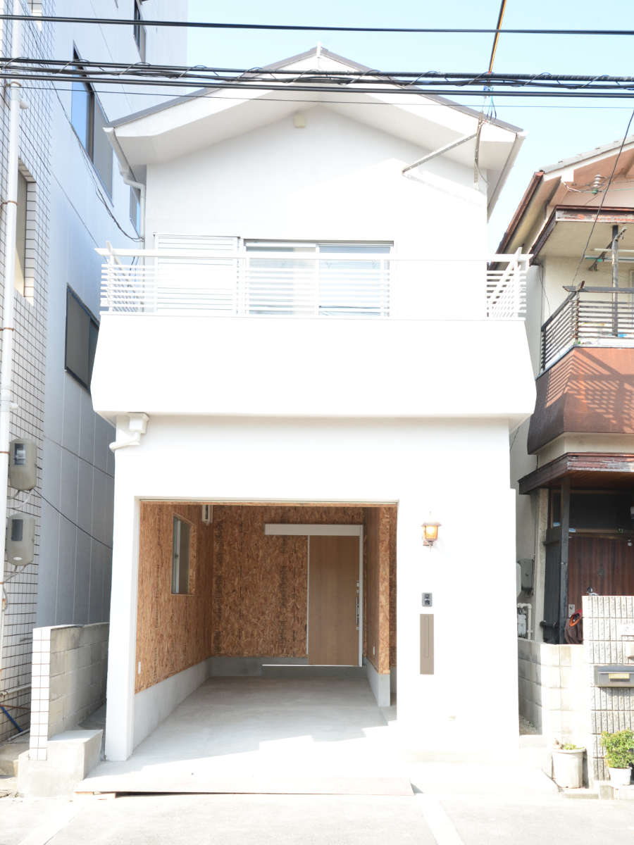 店舗を一戸建てに全面リノベーション