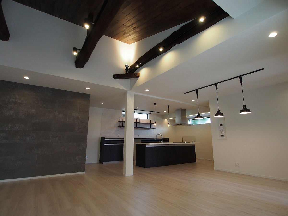 ヴィンテージ古民家フルリノベーション