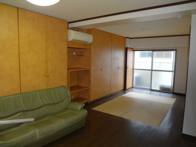 カラーチェンジし明るい空間に