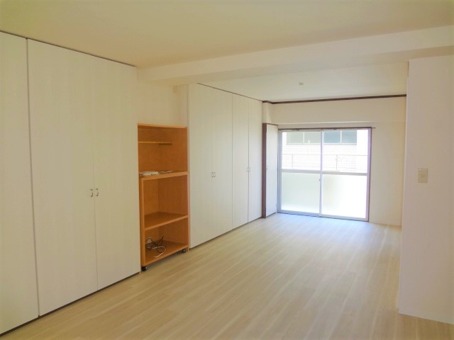 カラーチェンジし明るい空間に