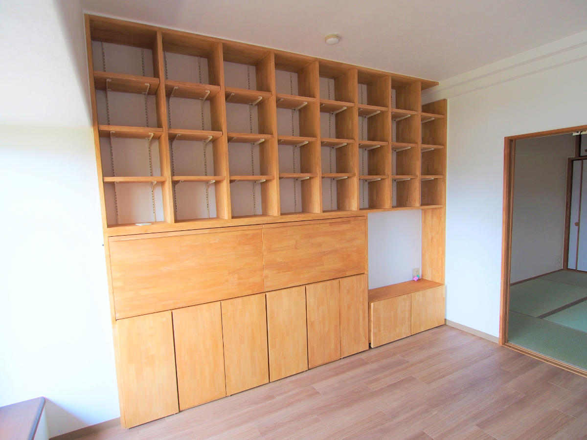 使い勝手抜群の造作家具を大工さんの手で制作